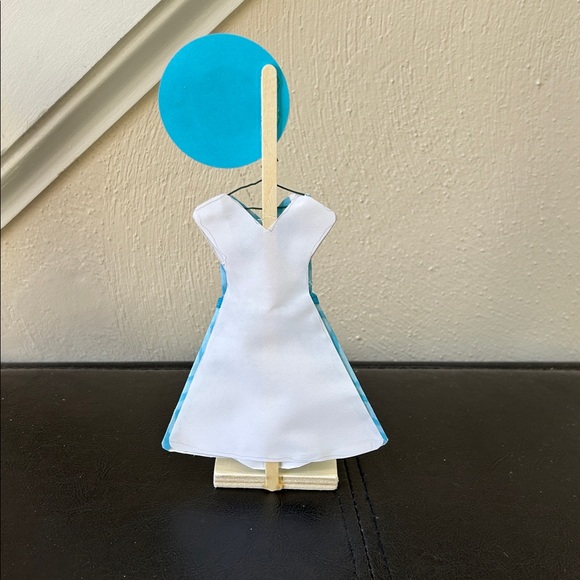 Handmade paper dress - Picture 3 of 3